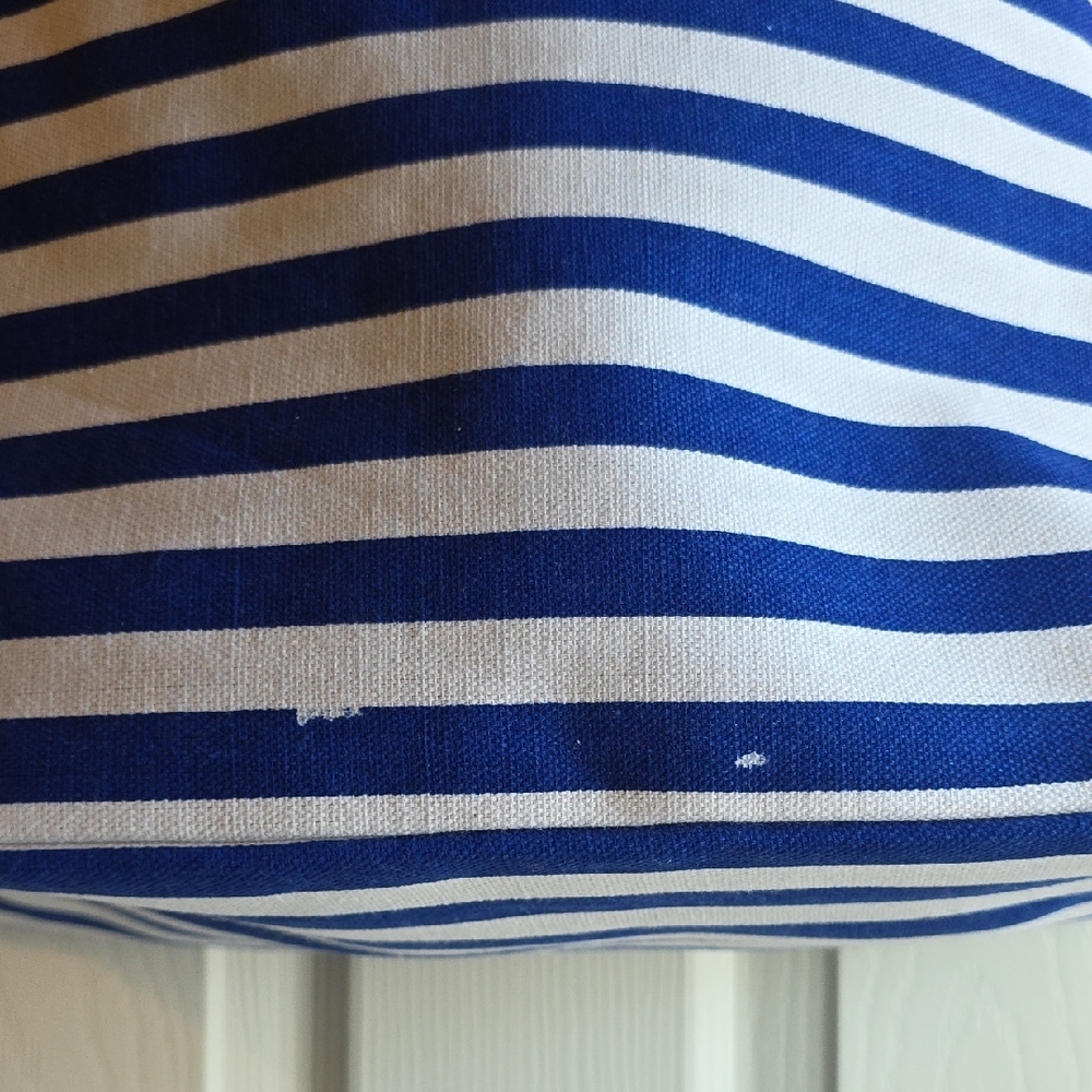 Red and Blue Striped Tote Bag NWOT - Picture 3 of 6